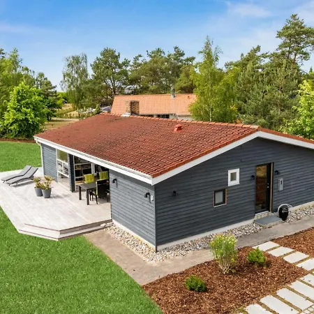 Holiday home Liesel - 700m From The Sea In Djursland And Mols By Interhome *