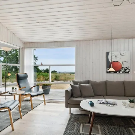 Liesel - 700m From The Sea In Djursland And Mols By Interhome