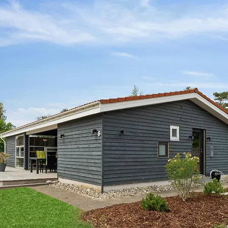 Holiday home Liesel - 700m From The Sea In Djursland And Mols By Interhome