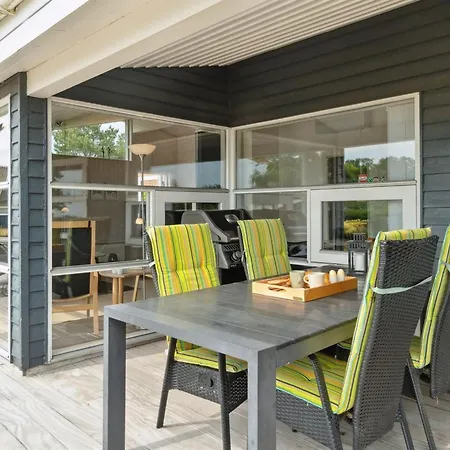 Holiday home Liesel - 700m From The Sea In Djursland And Mols By Interhome